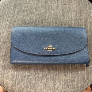 Coach  Tea Rose Floral Print Slim Envelop Wallet F57978, gently used like new